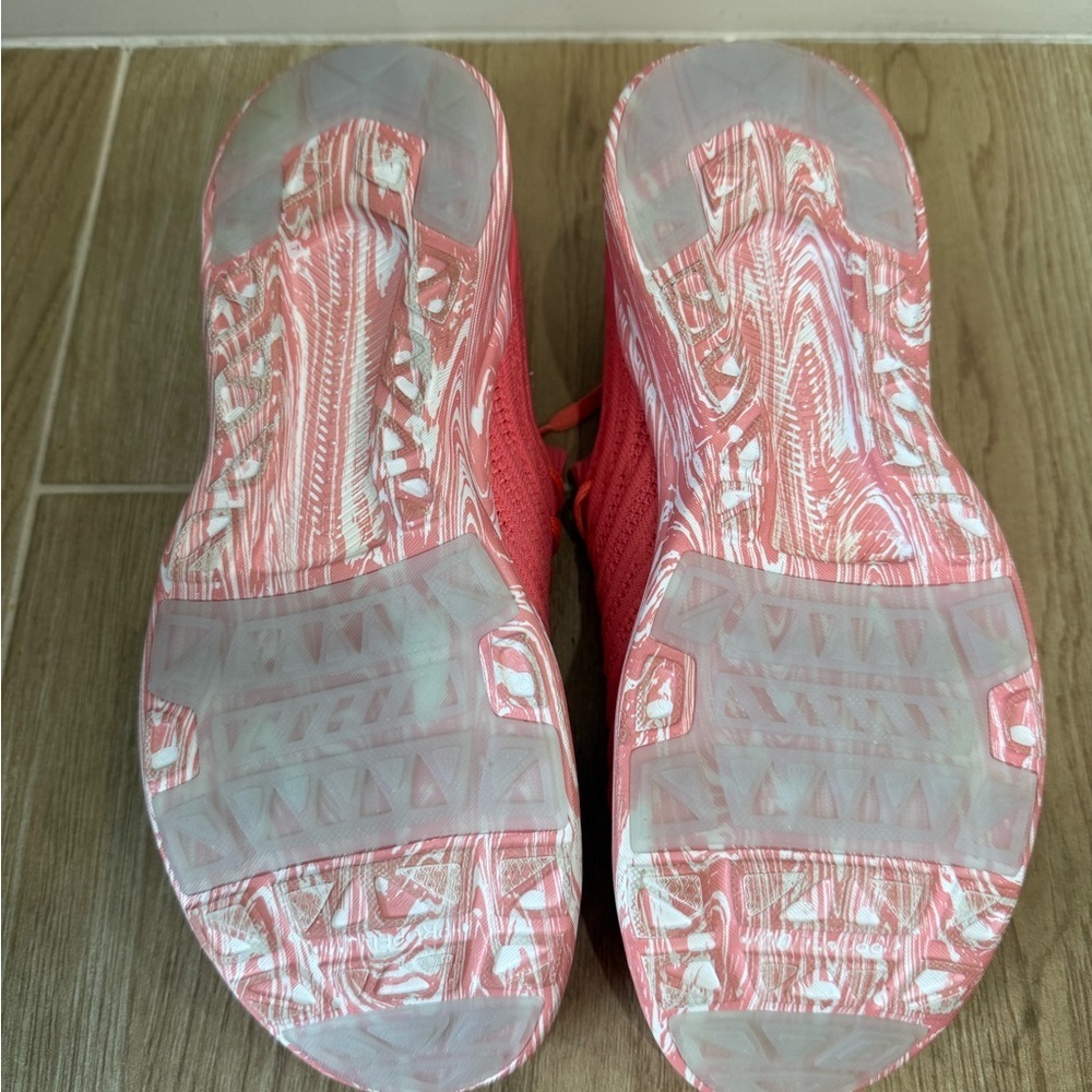 NWOT APL Women’s Techloom Wave Sneakers in Fire Coral/ Marble - Picture 7 of 7